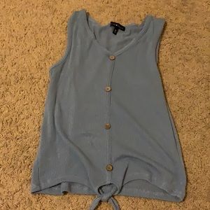 Blue button tank